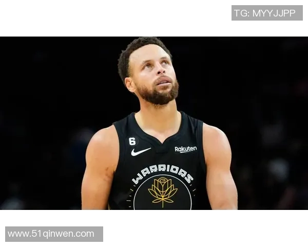 勇士官宣:库里右膝酸痛提前退赛 队记曝过去一周一直不适